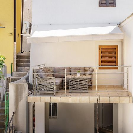 Apartment Porto With Terrace Baska  Ngoại thất bức ảnh