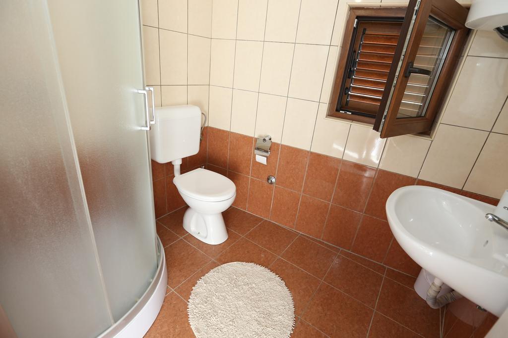 Apartment Porto With Terrace Baska  Phòng bức ảnh